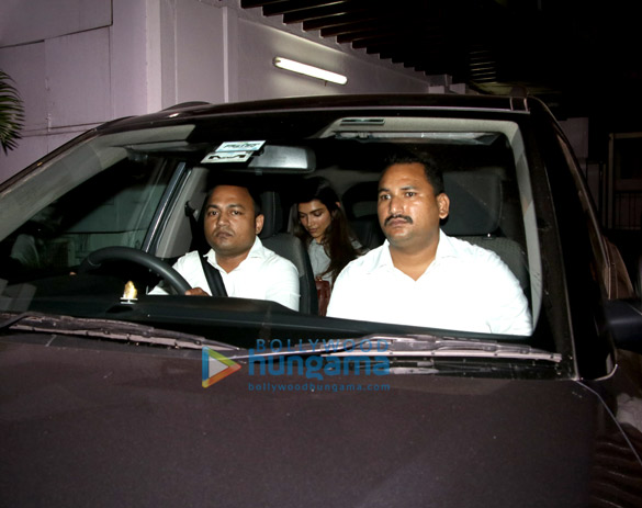 deepika padukone spotted at clinic in juhu 4