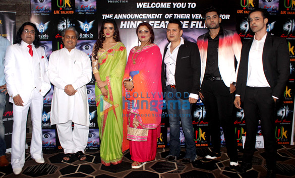 deepshikha nagpal vindu dara singh rajesh puri jubin nautiyal rakesh bedi snapped at sun sand hotel juhu 3