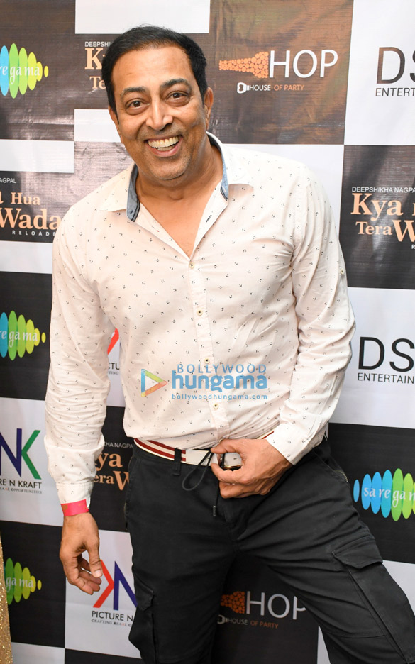 deepshikha nagpal graces the launch of her debut song kya hua tera wada 10