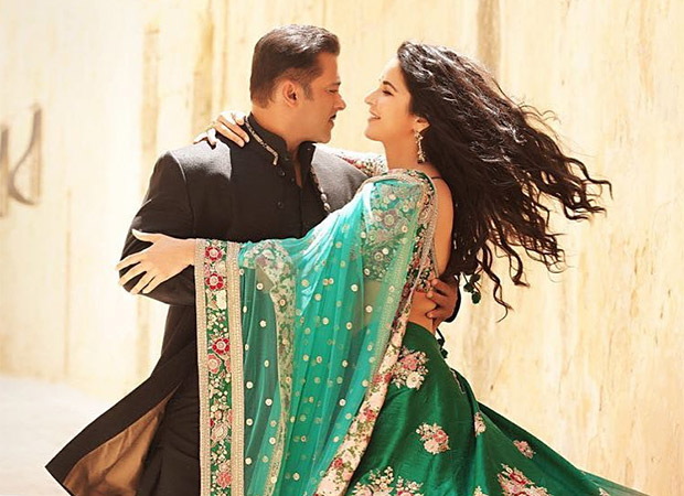 FIRST LOOK Bharat couple Salman Khan and Katrina Kaif in a ROMANTIC pose 
