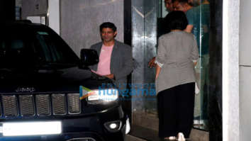 Farhan Akhtar spotted in Bandra post photoshoot