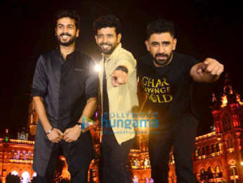 Gold cast Amit Sadh, Vineet Kumar Singh and Sunny Kaushal snapped at Chhatrapati Shivaji Maharaj Terminus for India Turns Gold event
