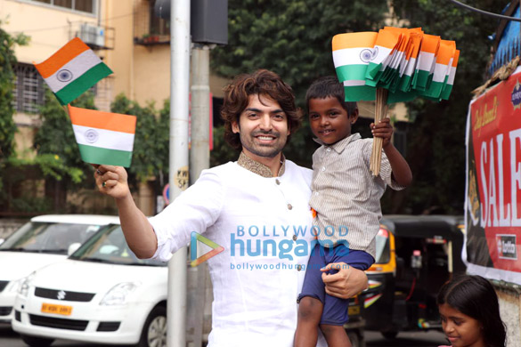 gurmeet choudhary and debina bonnerjee celebrates independence day 2