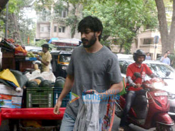 Harshvardhan Kapoor snapped at Kitchen Garden in Bandra