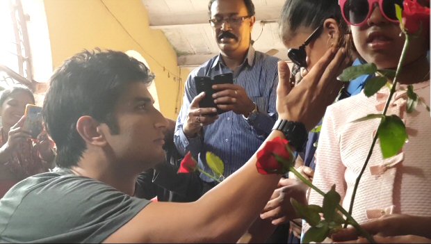 Kizie Aur Manny: Sushant Singh Rajput fulfills the dream of a visually impaired kid