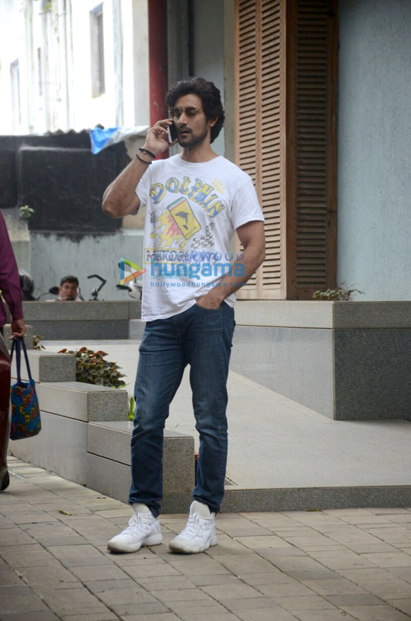 kunal kapoor snapped in bandra 2 2