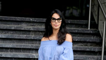 Mallika Sherawat spotted at Juhu