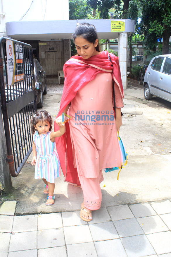Mira Rajput snapped with her daughter Misha in Khar