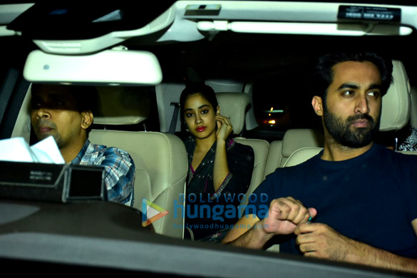 priyanka chopra janhvi kapoor and ishaan khatter snapped at bastain in bandra 4