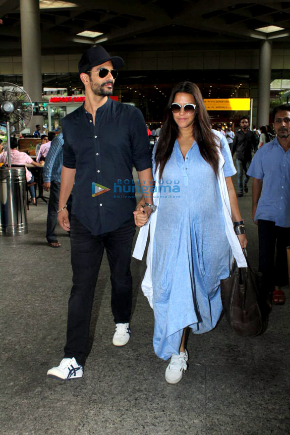 priyanka chopra neha dhupia and others snapped at the airport 4