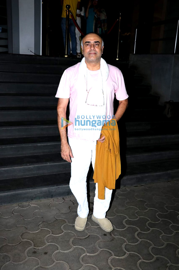 rishi kapoor taapsee pannu and others grace the special screening of mulk at pvr icon 6