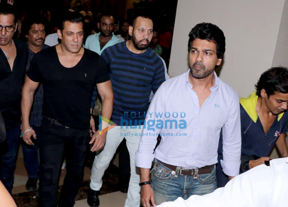 Salman Khan arrives at JW Marriott for Manish Malhotra’s fashion show