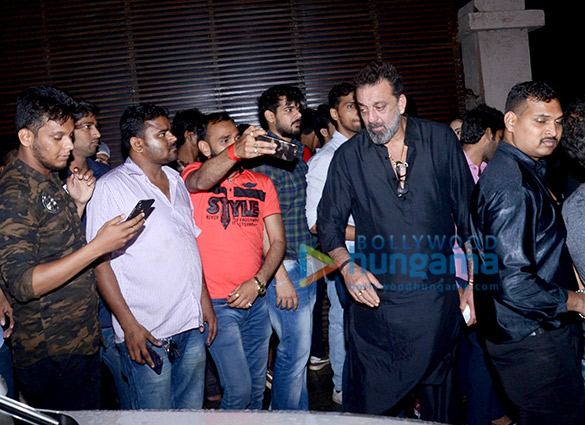 sanjay dutt and manyata dutt spotted at estella juhu 5
