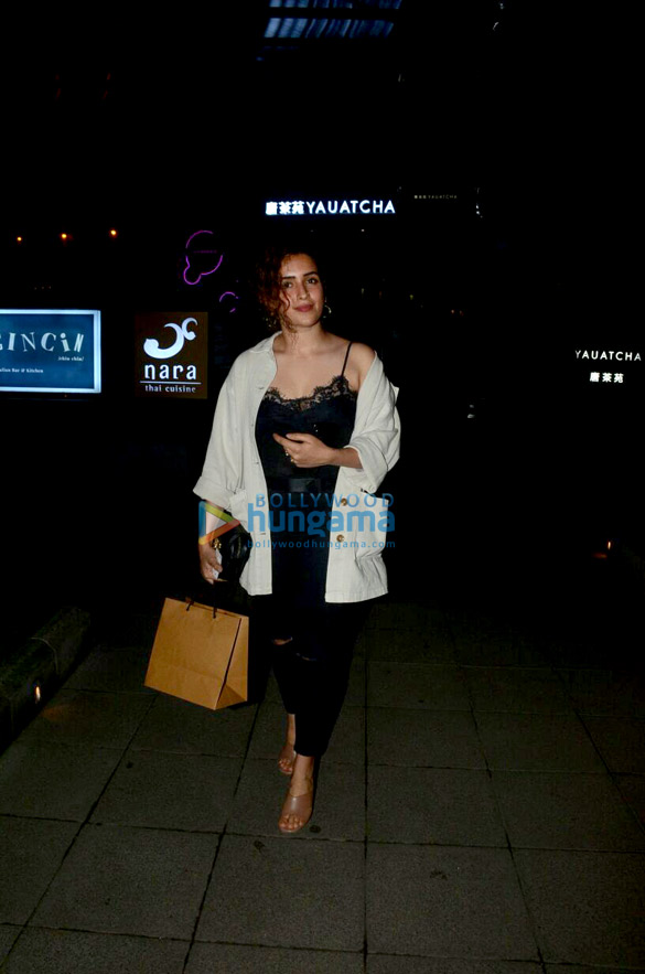sanya malhotra fardeen khan and others snapped at yauatcha in bkc 3