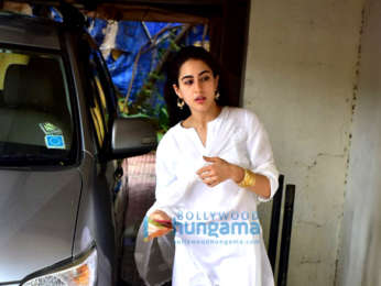 Sara Ali Khan snapped at the gym in Bandra