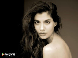 Celeb Wallpapers Of Shreya Dhanwanthary