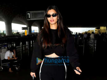 Sonakshi Sinha, Diana Penty and others snapped at the airport