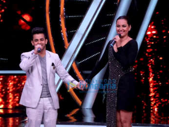 Sonakshi Sinha snapped on the sets of Indian Idol