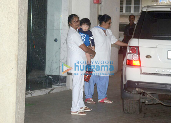 taimur ali khan snapped in bandra 2 9