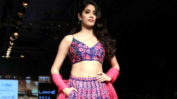 VIRAL: Janhvi Kapoor SLAYS on the RAMP WALK at Lakme Fashion Week