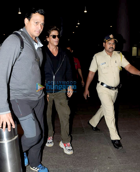 vidya balan nawazuddin siddiqui and others snapped at the airport5 2