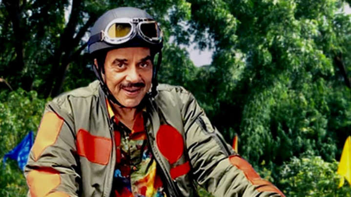 Movie Stills Of The Movie Yamla Pagla Deewana Phir Se