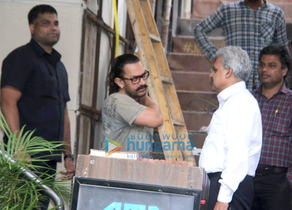 aamir khan spotted at a spa in bandra 3 2