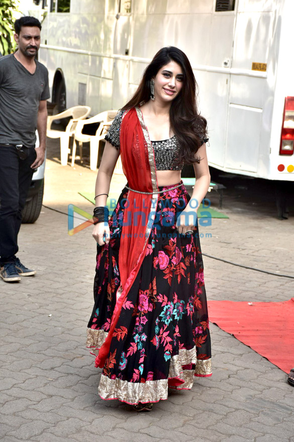 aayush sharma and warina hussain snapped during loveyatri promotions 6 2
