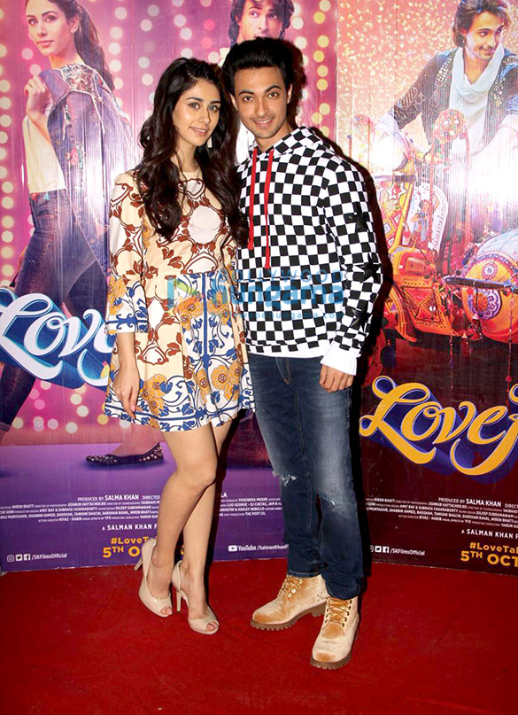 Aayush Sharma and Warina Hussain snapped promoting their film Loveratri at Mehboob Studio