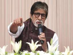 Amitabh Bachchan and Jaya Bachchan donate to and meet farmers and army martyrs families in Mumbai