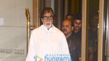 Amitabh Bachchan and Sharman Joshi snapped leaving for Lalbaugcha Raja darshan