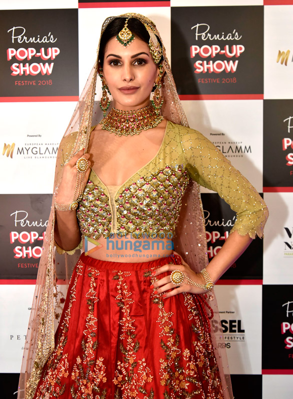 amyra dastur walks the ramp for pernias pop up show 4