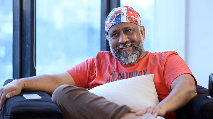 Anubhav Sinha REVEALS he envies Anurag Kashyap, Hansal Mehta, Anurag Basu, Sudhir Mishra Anubhav Sinha REVEALS he envies Anurag Kashyap, Hansal Mehta, Anurag Basu, Sudhir Mishra