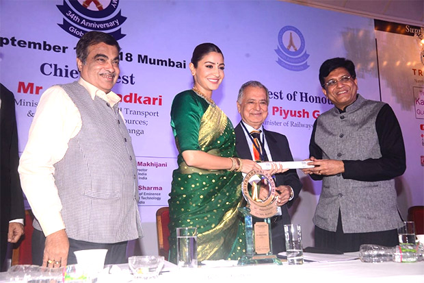 Anushka Sharma feels really special and honoured to receive Smita Patil Memorial award