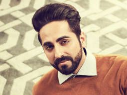 Ayushmann Khuranna stuns family by staying blindfolded at his home for Andha Dhun!
