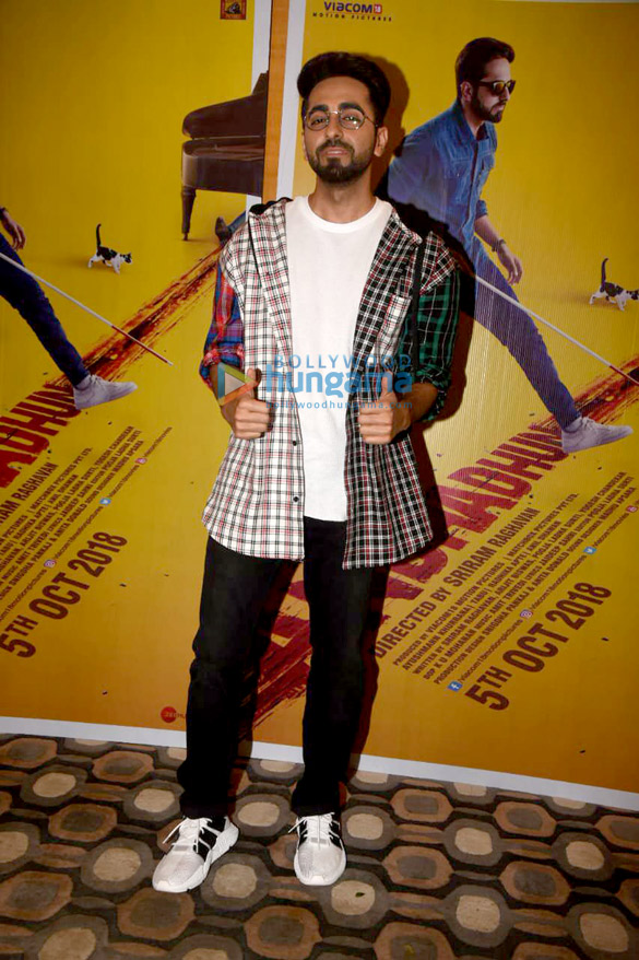 Ayushmann Khurrana snapped promoting his film ‘Andhadhun’ in Andheri Ayushmann Khurrana snapped promoting his film ‘Andhadhun’ in Andheri
