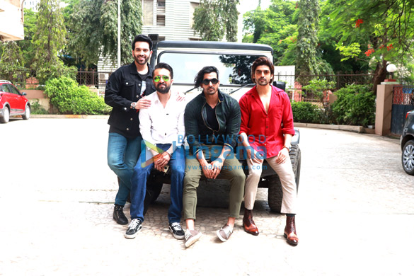 cast of paltan snapped promoting the film 1 2