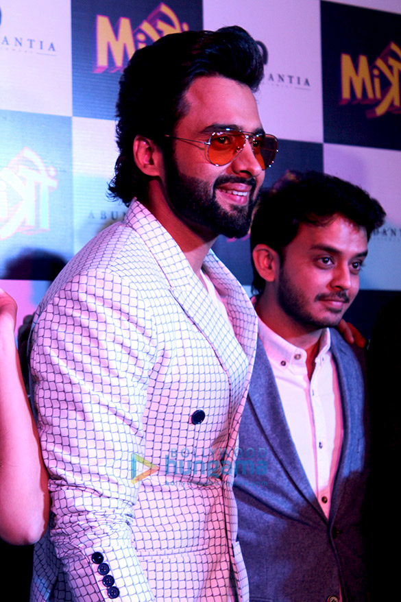 celebs grace the premiere of mitron in ahmedabad 4