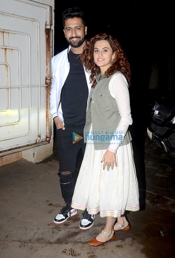 celebs grace the special screening gali guleiyan 10