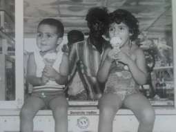 Flashback Friday: Amitabh Bachchan praises Shweta Bachchan for her book and Abhishek Bachchan for Manmarziyaan with childhood picture