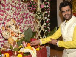 Ganesh aarti at Manish Paul’s house