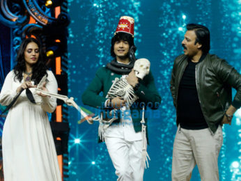 Govinda and Varun Sharma snapped promoting 'Fry Day' on the sets of India’s Best Dramebaaz