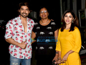Gurmeet Choudhary snapped at Silver Beach Cafe in Juhu