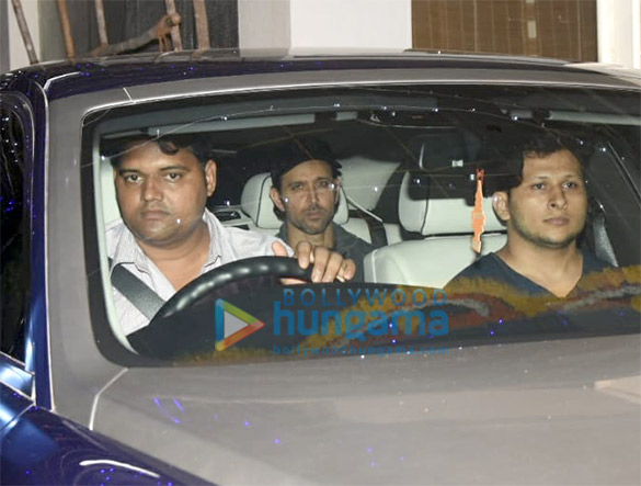hrithik roshan snapped with family at sunny super sound 6