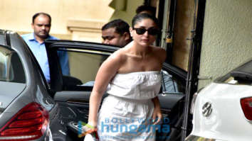 Kareena Kapoor Khan snapped at Karisma Kapoor’s office in Bandra