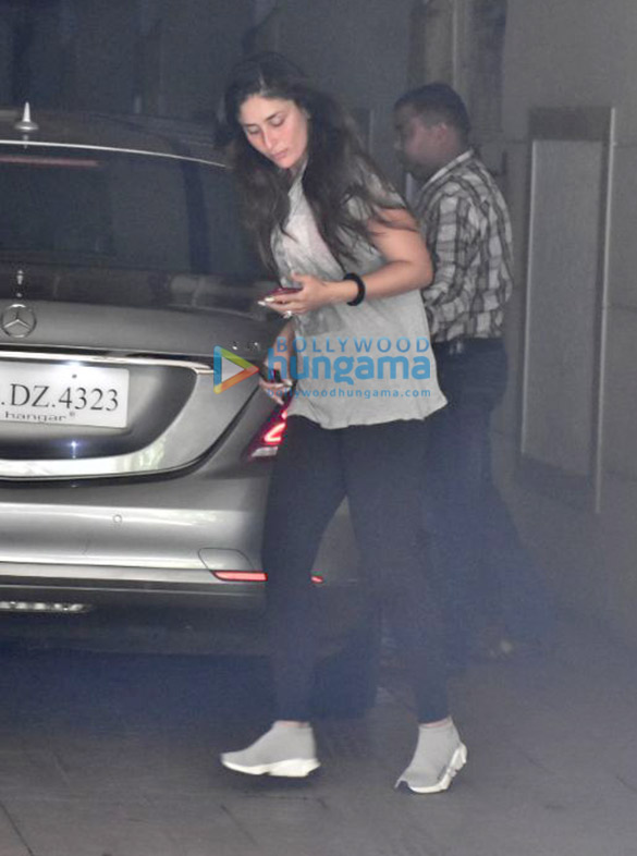 kareena kapoor khan spotted after gym in bandra 6