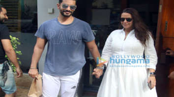 Neha Dhupia and Angad Bedi spotted at Bandra