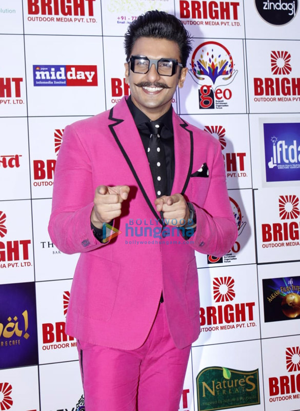 ranbir kapoor and ranveer singh grace the 4th bright awards night 2018 4