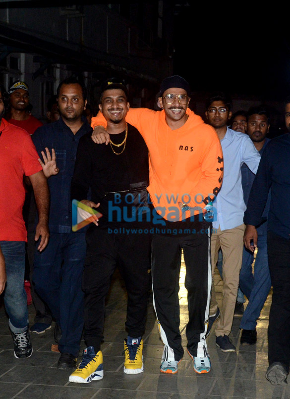 ranveer singh snapped at famous studio for gully fest 1