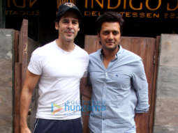 Riteish Deshmukh and Dino Morea spotted at Indigo in Bandra